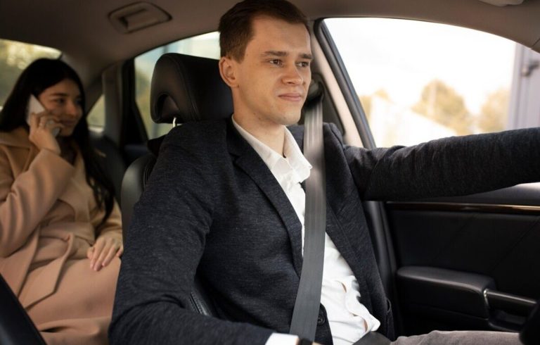 taxi service from geelong to melbourne airport